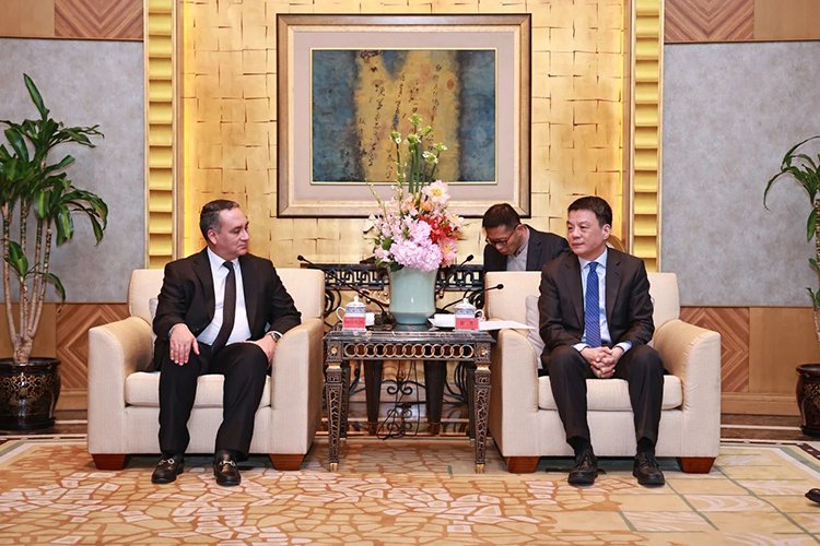 1711674874883082307.jpg 2.jpg