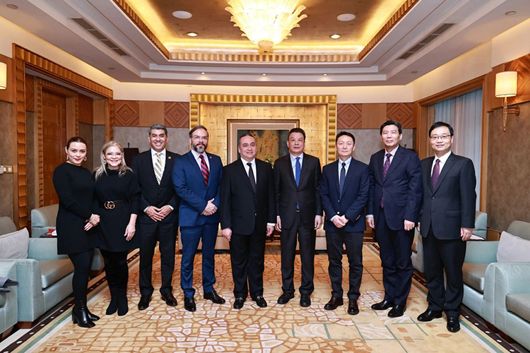 1711674907505066353.jpg 4.jpg